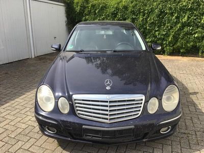 Mercedes E220