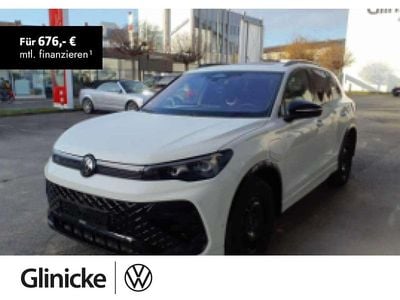 Gebraucht VW Tiguan R-line 272 PS (200 kW) 2025 Pure white SUV