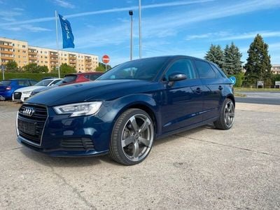 Blau Gebraucht 2017 Audi A3 Sportback Kleinwagen | 17.690 € (Fairer Preis)