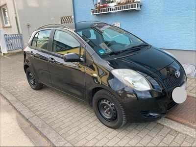 Usata Toyota Yaris 86 CV (63 kW) 2009 Nero Utilitaria