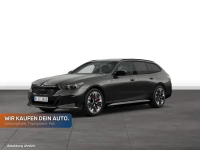 Gebraucht BMW i5 Comfort Edition 442 kW (601 PS) 2025 Sophistograu brillanteffekt metallic Kombi
