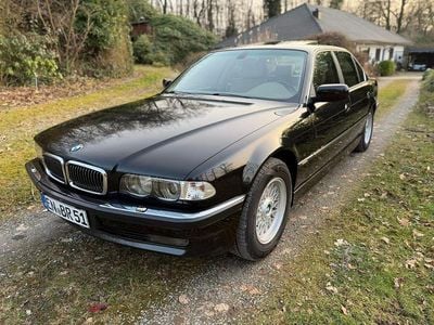 Gebraucht BMW 740L Sport Line 286 PS (210 kW) 2001 Schwarz Limousine