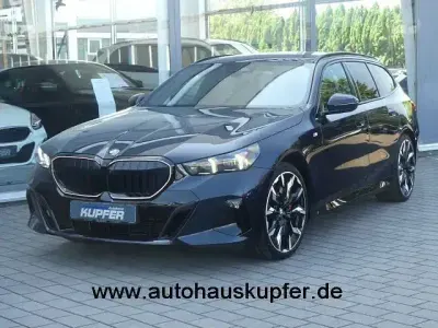 Gebraucht BMW 540 M Sport 296 PS (217 kW) 2025 Schwarz Limousine