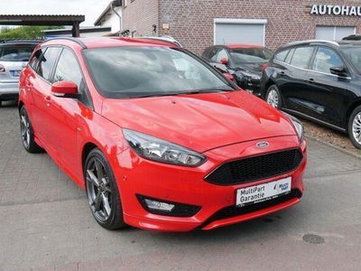 Racerot Gebraucht 2017 Ford Focus ST-Line Kombi | 10.990 € (Fairer Preis)
