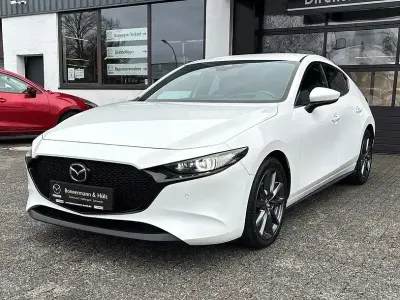 Usata Mazda 3 Selection 122 CV (89 kW) 2023 Bianco Berlina