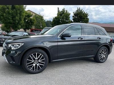 Gebraucht Mercedes GLC200 AMG line 197 PS (144 kW) 2020 Grau SUV