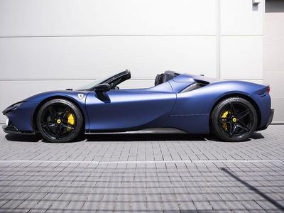 Gebraucht Ferrari SF90 999 PS (734 kW) 2024 Schwarz Cabrio