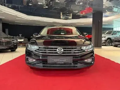 Gebraucht VW Passat Business 190 PS (139 kW) 2020 Schwarz Limousine