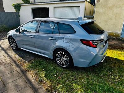 Usata Toyota Corolla Team 196 CV (144 kW) 2022 Grigio Station wagon