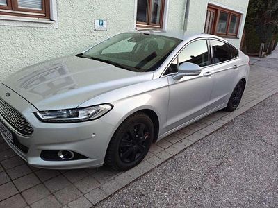 Usata Ford Mondeo Titanium 160 CV (117 kW) 2019 Argento Berlina