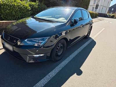 Second-hand Seat Leon FR 150 CP (110 kW) 2015 Negru Berlinǎ