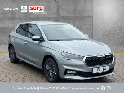 Używany Skoda 110 R Selection 150 KM (110 kW) 2026 Srebrny Sedan/Limuzyna