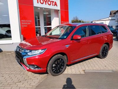 Gebraucht Mitsubishi Outlander P-HEV Spirit 135 PS (99 kW) 2020 Rot SUV
