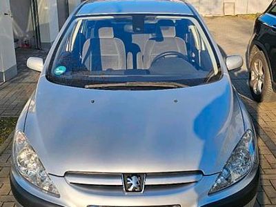 Usata Peugeot 307 108 CV (79 kW) 2005 Argento Berlina