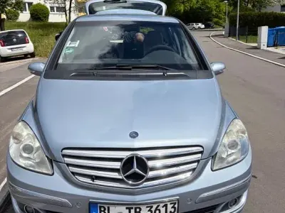 Gebraucht Mercedes B170 116 PS (85 kW) 2007 Silber Van / Kleinbus