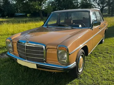 Gebraucht Mercedes W115 60 PS (44 kW) 1976 Beige Limousine