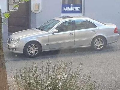 Mercedes E220