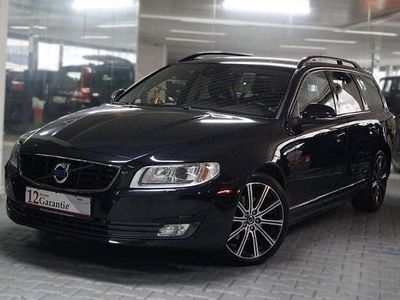 Gebraucht Volvo V70 Momentum 181 PS (133 kW) 2015 Schwarz Kombi