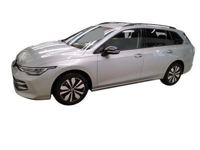 Gebraucht VW Golf VIII Life 116 PS (85 kW) 2025 Oyster silver metallic Kombi