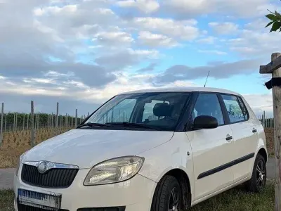 Gebraucht Skoda Fabia Classic 86 PS (63 kW) 2009 Weiß Kleinwagen