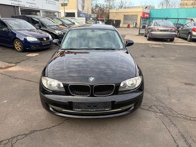 Gebraucht BMW 116 Advantage 122 PS (89 kW) 2010 Schwarz Kleinwagen