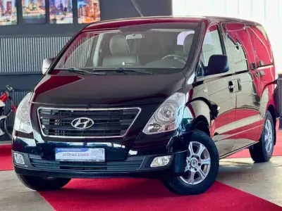 Gebraucht Hyundai H-1 Comfort 170 PS (125 kW) 2016 Schwarz Van / Kleinbus