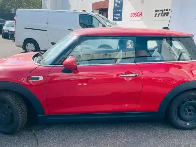 Gebraucht Mini ONE 102 PS (75 kW) 2016 Rot Kleinwagen