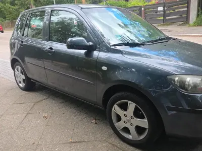 Gebraucht Mazda 2 80 PS (58 kW) 2007 Grau Kleinwagen