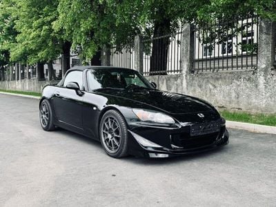 Honda S 2000
