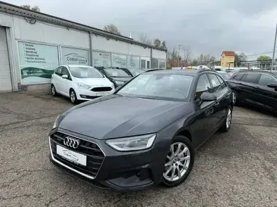 Gebraucht Audi A4 Basis 190 PS (139 kW) 2016 Andere Limousine