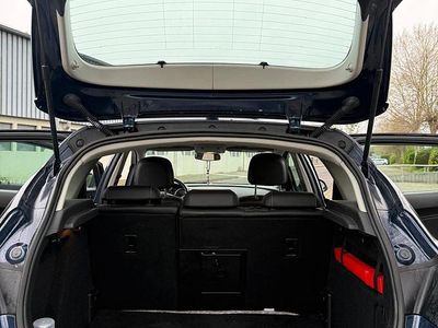 Gebraucht Opel Astra 140 PS (102 kW) 2010 Blau Kleinwagen