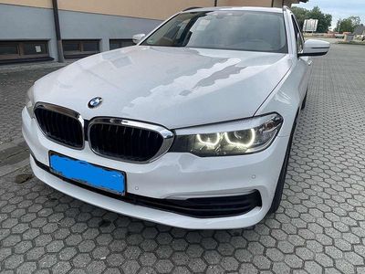 Gebraucht BMW 520 190 PS (139 kW) 2017 Weiß Kombi