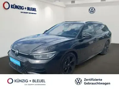 Gebraucht VW Passat R-line 265 PS (194 kW) 2025 Schwarz Kombi