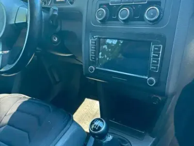 Gebraucht VW Touran 115 PS (84 kW) 2012 Van / Kleinbus
