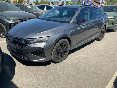 Begagnad Skoda Octavia RS 265 HK (194 kW) 2026 Grå Kombi
