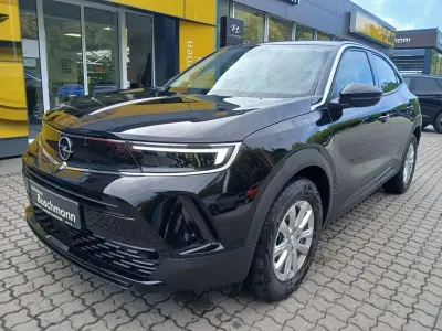 Gebraucht Opel Mokka-e Edition+ 100 kW (136 PS) 2022 Diamant schwarz metallic SUV