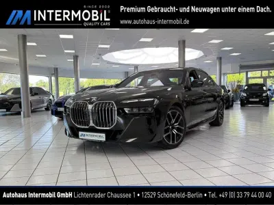 Gebraucht BMW 740 M Sport 286 PS (210 kW) 2020 Black sapphire Limousine