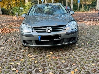 VW Golf V