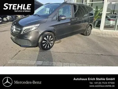 Gebraucht Mercedes V220 Edition 163 PS (119 kW) 2022 Grau Van / Kleinbus