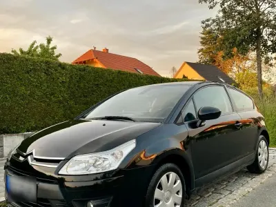 Gebraucht Citroën C4 120 PS (88 kW) 2010 Schwarz Coupé