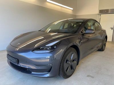 gebraucht Tesla Model 3 Longe Range Dual Motor PDC + MwSt. Ausweisbar