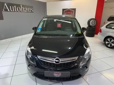 Gebraucht Opel Zafira Tourer 170 PS (125 kW) 2016 Schwarz Van / Kleinbus