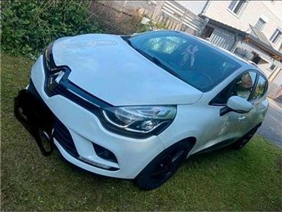 Gebraucht Renault Clio IV 75 PS (55 kW) 2017 Weiß Kleinwagen