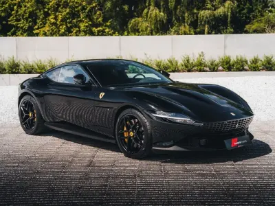Gebraucht Ferrari Roma 620 PS (456 kW) 2024 Schwarz