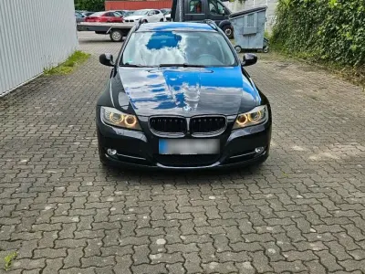 Gebraucht BMW 320 170 PS (125 kW) 2008 Schwarz Kombi