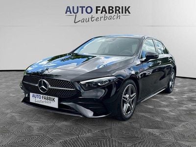 Gebraucht Mercedes A200 AMG line 163 PS (119 kW) 2023 Schwarz Limousine