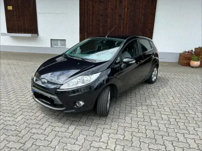 Gebraucht Ford Fiesta Titanium 82 PS (60 kW) 2010 Schwarz Limousine