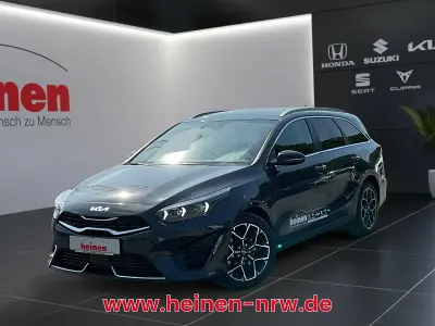 Usata Kia Ceed Sportswagon GT-Line 140 CV (102 kW) 2025 Grigio Station wagon