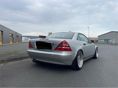 Usata Mercedes SLK200 136 CV (100 kW) 1999 Argento Cabrio