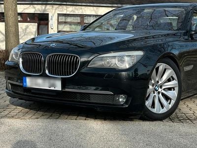 Gebraucht BMW ActiveHybrid 7 465 PS (342 kW) 2012 Schwarz Limousine